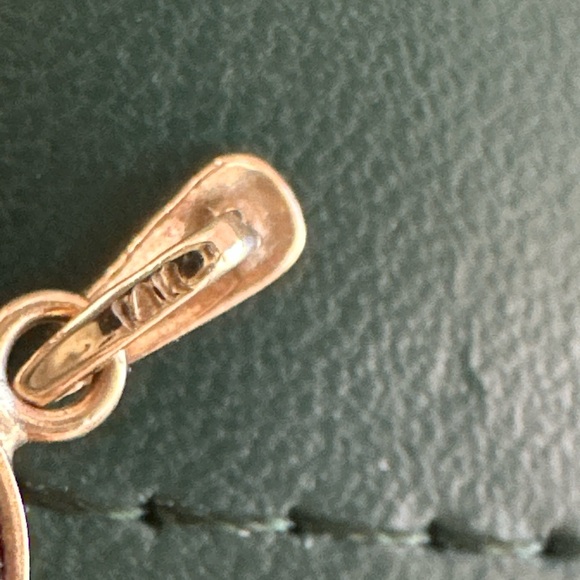 14k Gold and Blue Cameo Guardian Angel Pendant - Picture 4 of 4